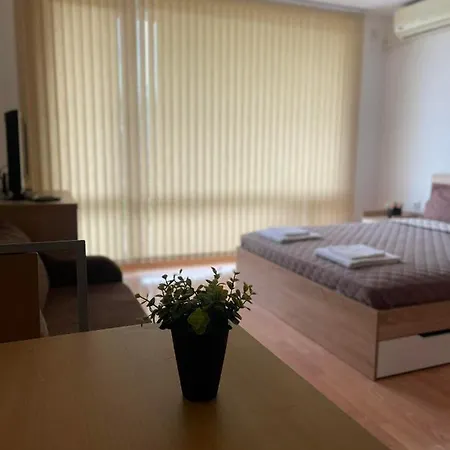 Appartamento студиа Sunny Holiday Fort Noks *