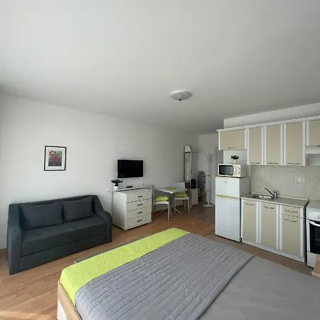 студиа Sunny Holiday Fort Noks Apartmán